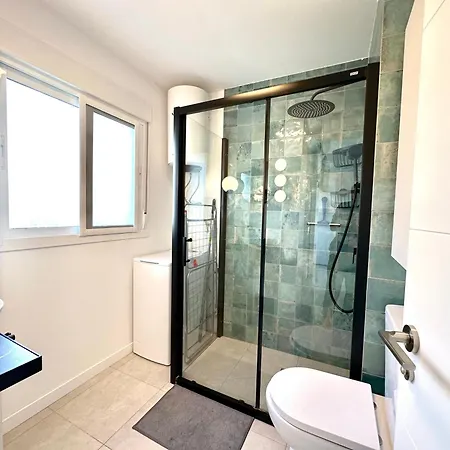Apartment Cg5 - Reformado, 1 Dormitorio, Vistas, Centro 50 Metros Y Playa 700 Metros *