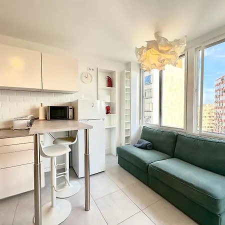 Apartamento Cg5 - Reformado, 1 Dormitorio, Vistas, Centro 50 Metros Y Playa 700 Metros *